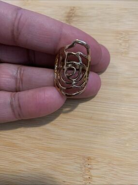 Rose Gold Openwork Rose Statement Ring - Women's Jewelry
